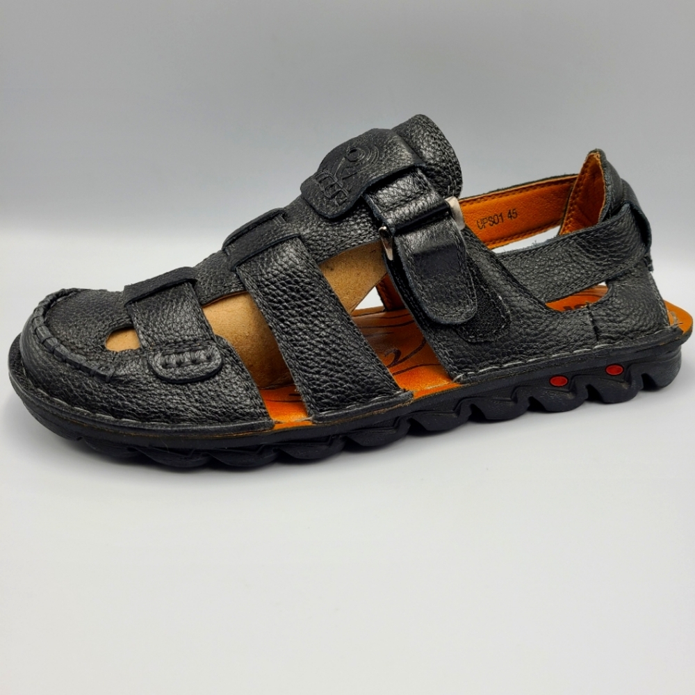 UPIShi Men's Black Sandal Toe Summer Leather  Sandals Size 11.5 New (no box)